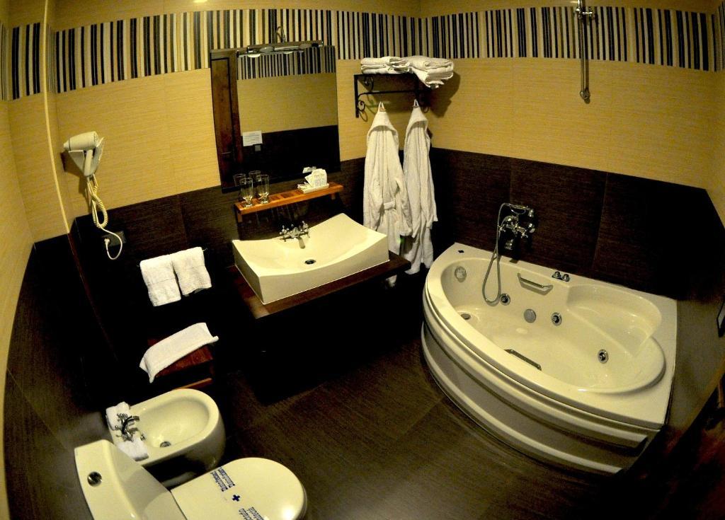 La Posada Del Casar Casar de Palomero Room photo